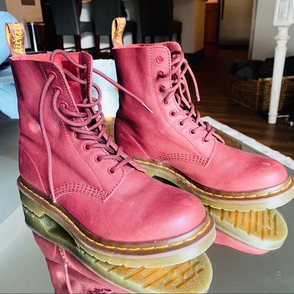 Dr. Martens Pascal Virginia Boots